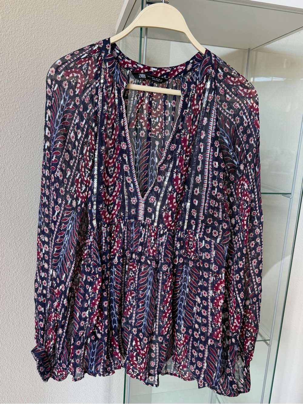 Zara Navy Floral V‑Neck Tunic with Pink & Cream Accents